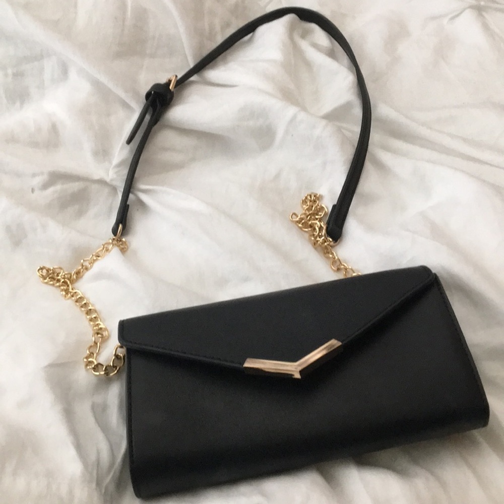 Urban Expressions DSW Black Purse